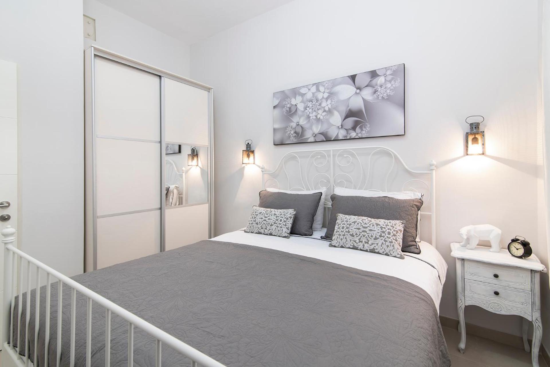 Allenby 36 Bauhaus Residence 5 Stars Tel Aviv Room photo